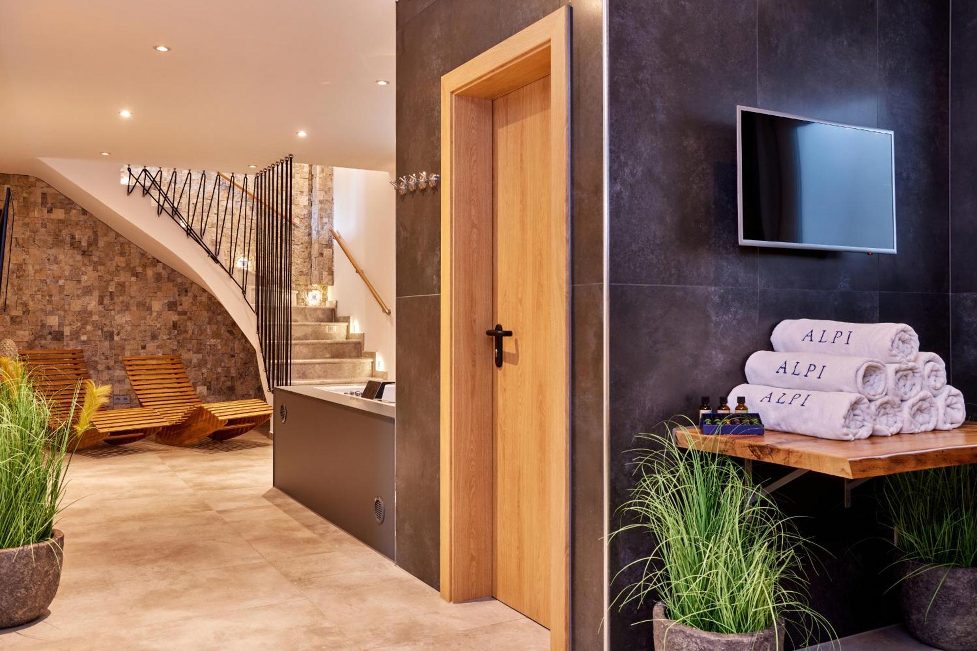 Private Spa & Garden Alpi Garmisch-Partenkirchen Extérieur photo